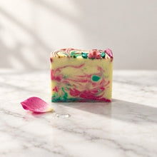 Divers ~ Savon au lait de chèvre fabriqué à la main et fabriqué à froid