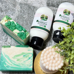 Willow &amp; Wisteria ~ Lotion naturelle de luxe pour les mains et le corps