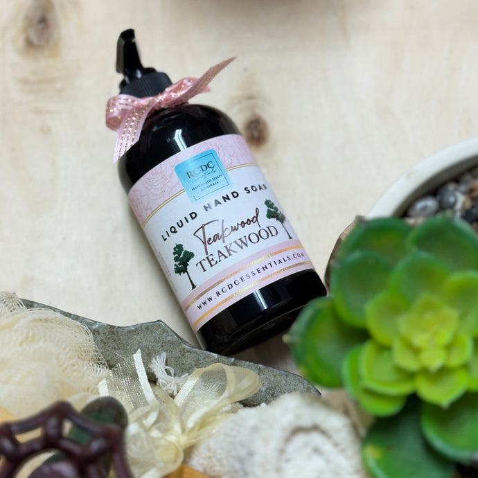Savon liquide pour les mains en bois de teck