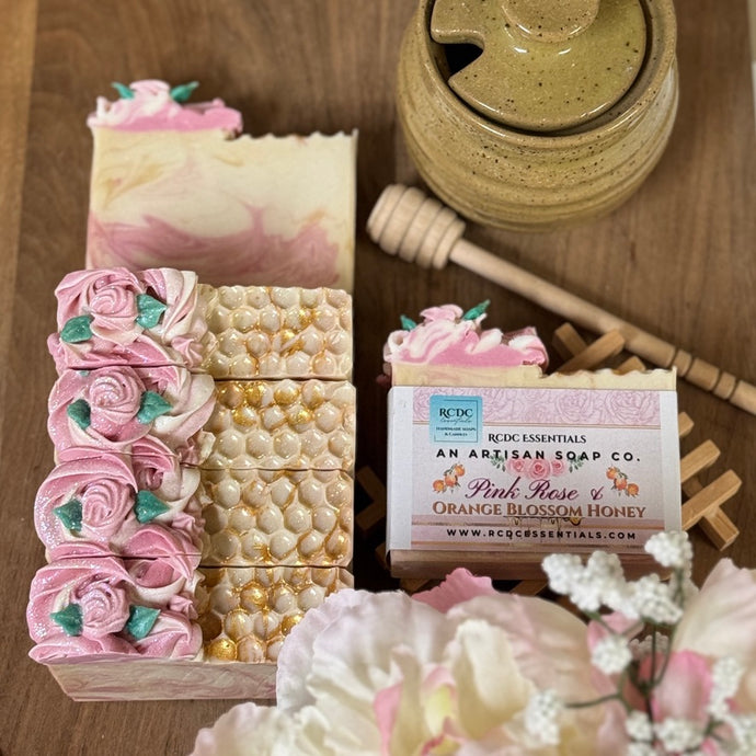 (SOLO QUEDA 1) Willow & Wisteria ~ Jabón natural elaborado a mano en frío