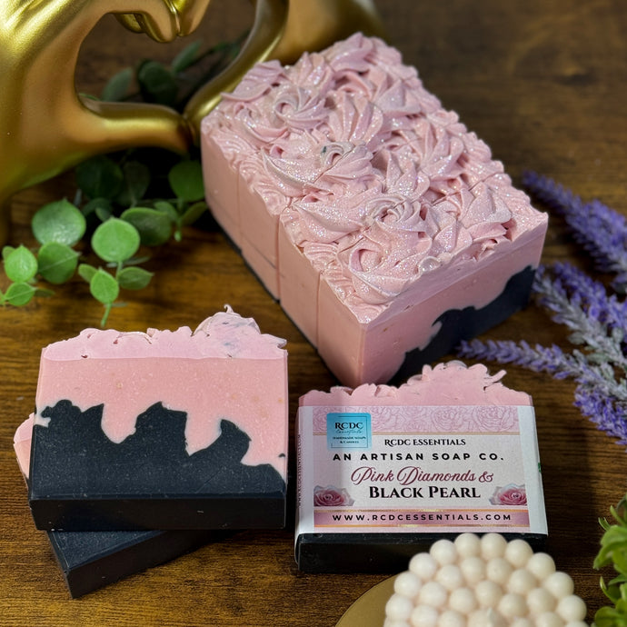 Diamants roses et perles noires ~ Savon naturel fabriqué à la main à froid