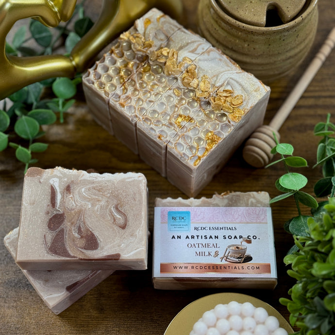 Lait d'avoine et miel doré ~ Savon artisanal au lait de chèvre fabriqué à froid