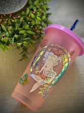 Taza reutilizable personalizada que cambia de color con la imagen de la reina sirena