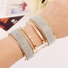 Brazalete con cristales recortados